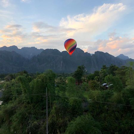 Blue Guesthouse Vang Vieng Dış mekan fotoğraf