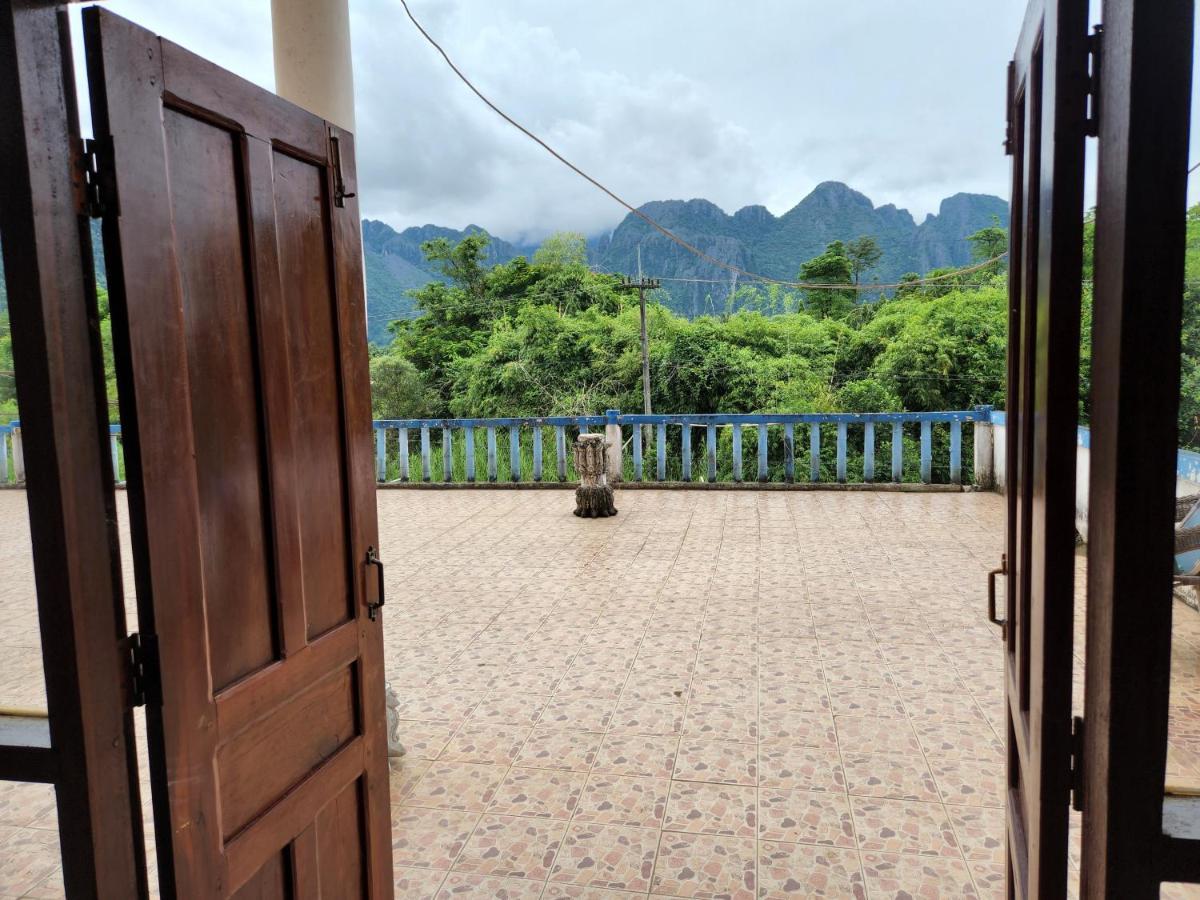 Blue Guesthouse Vang Vieng Dış mekan fotoğraf