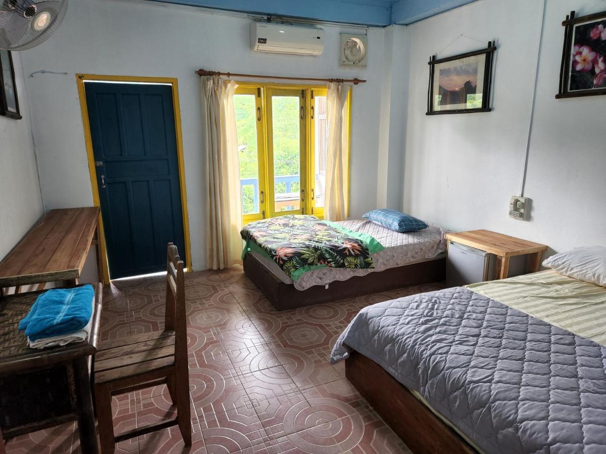 Blue Guesthouse Vang Vieng Dış mekan fotoğraf